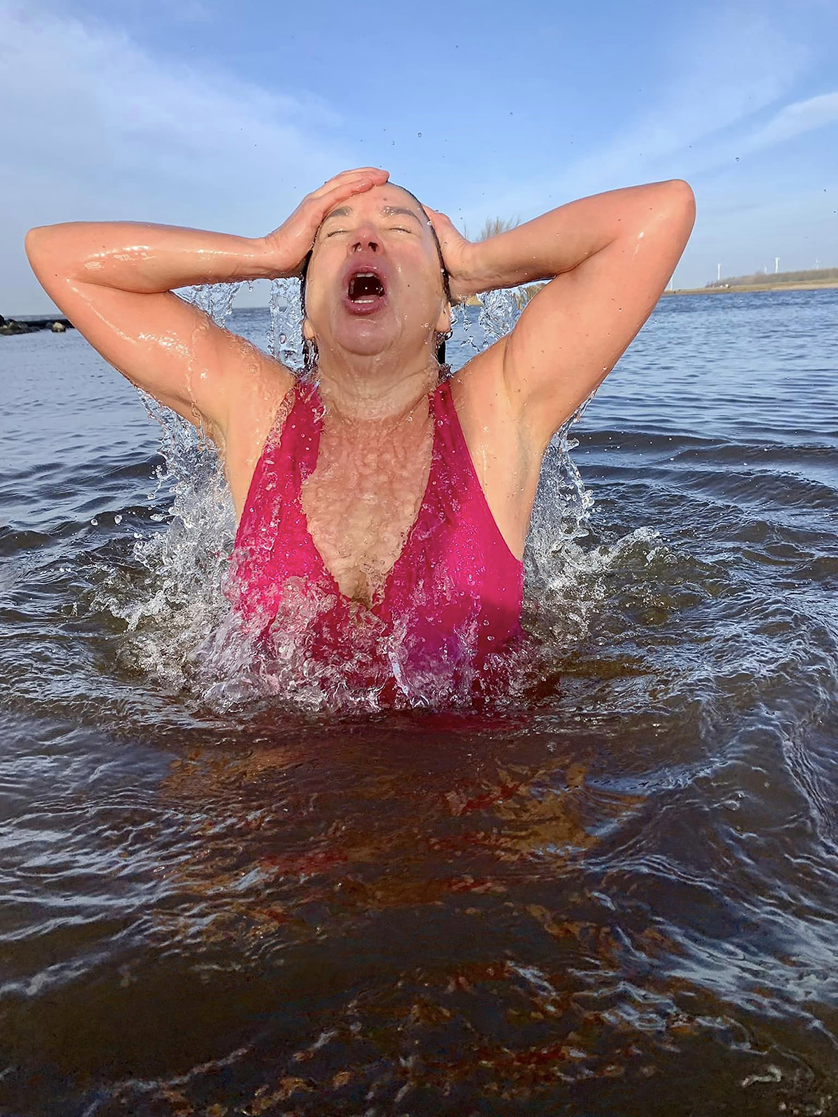 Susan Houbraken, Frisse duik, open water zwemmen, buiten zwemmen