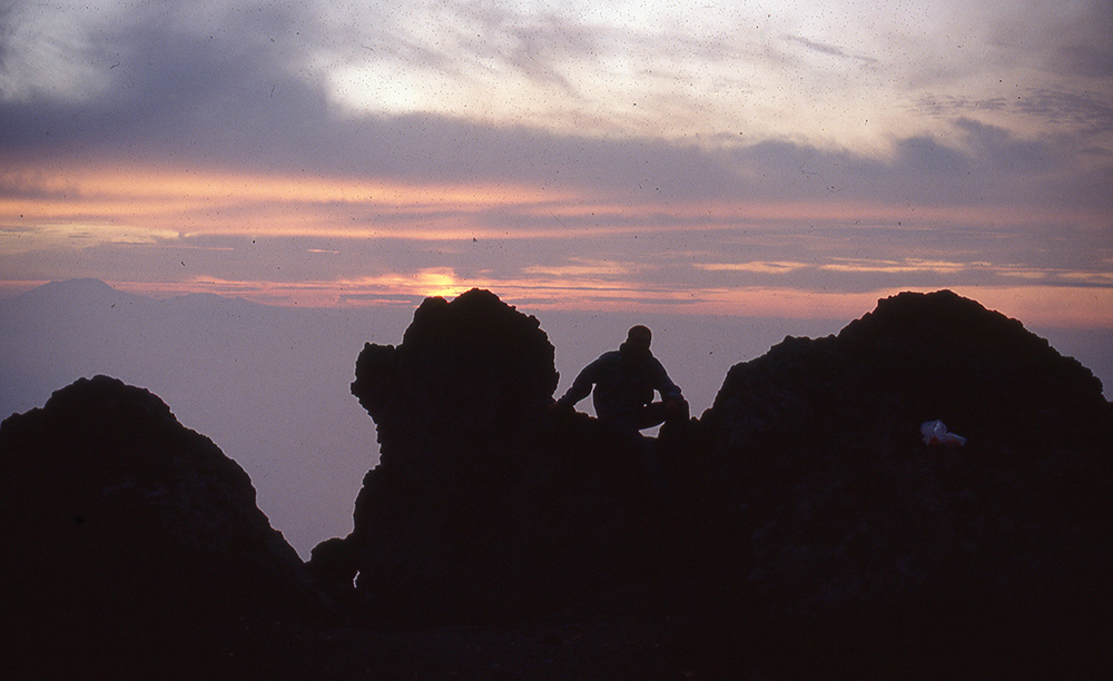 Merapi Tour & Travel